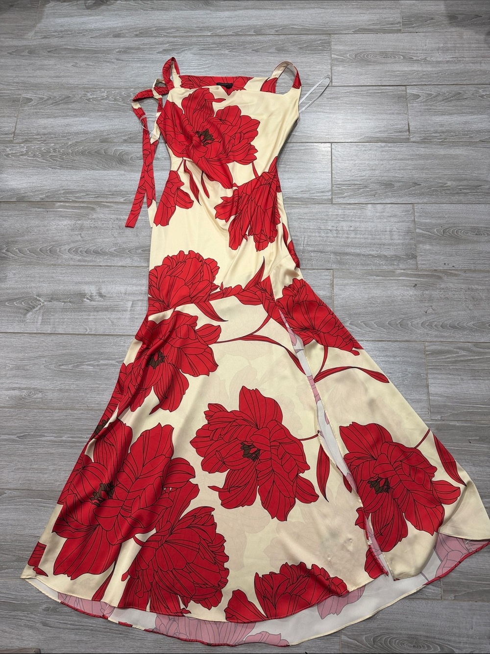 Donna Karan Cream Maxi Dress with Red Floral Print size 6